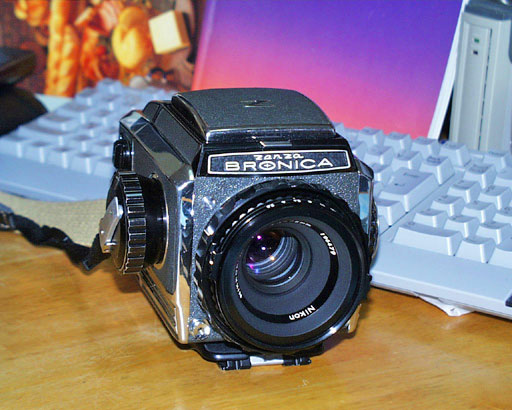 セール最安値  50㎜レンズ付き ゼンザブロニカS2 フィルムカメラ