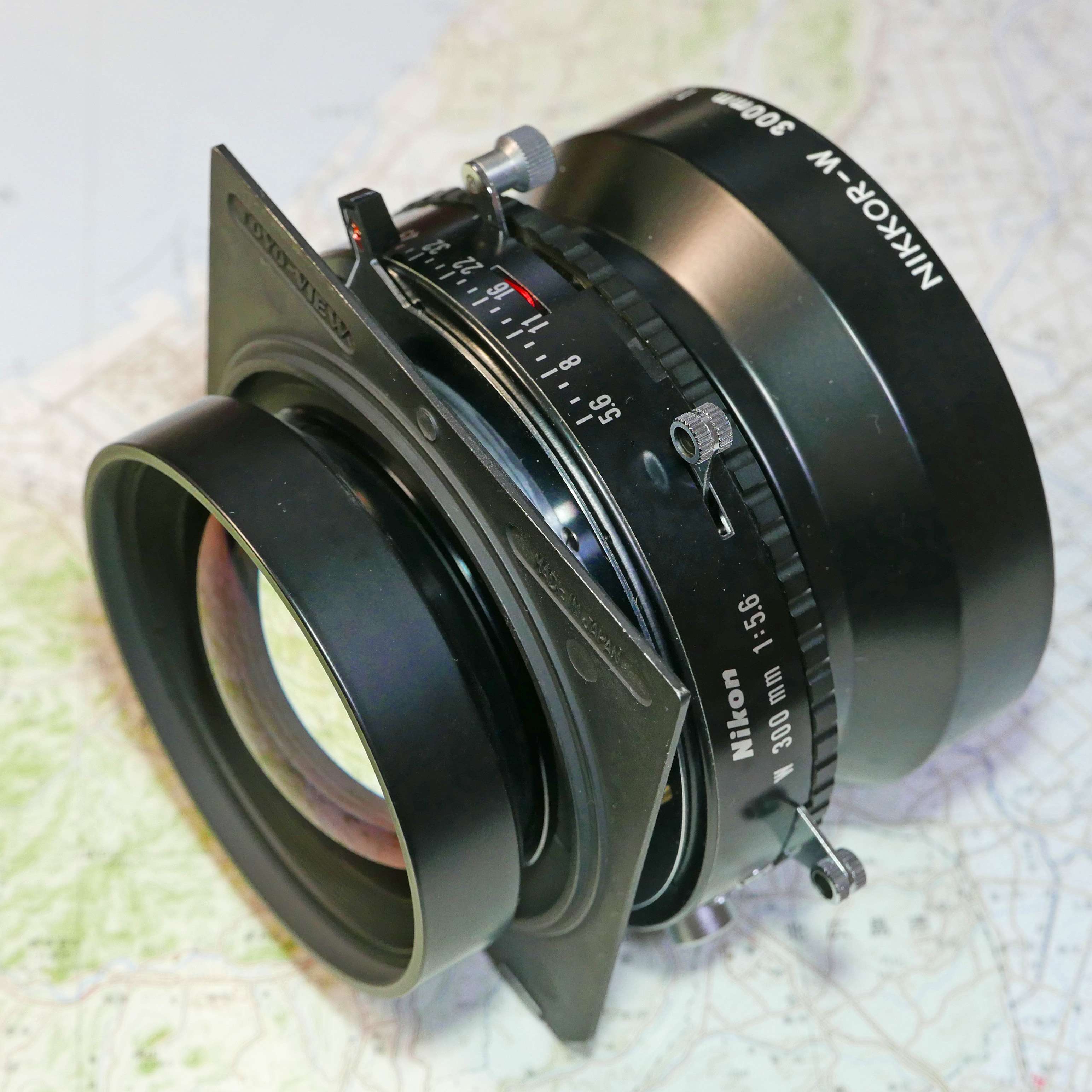 ニッコール W 300mmF5.6 （NIKKOR）、青い広い空が似合う！
