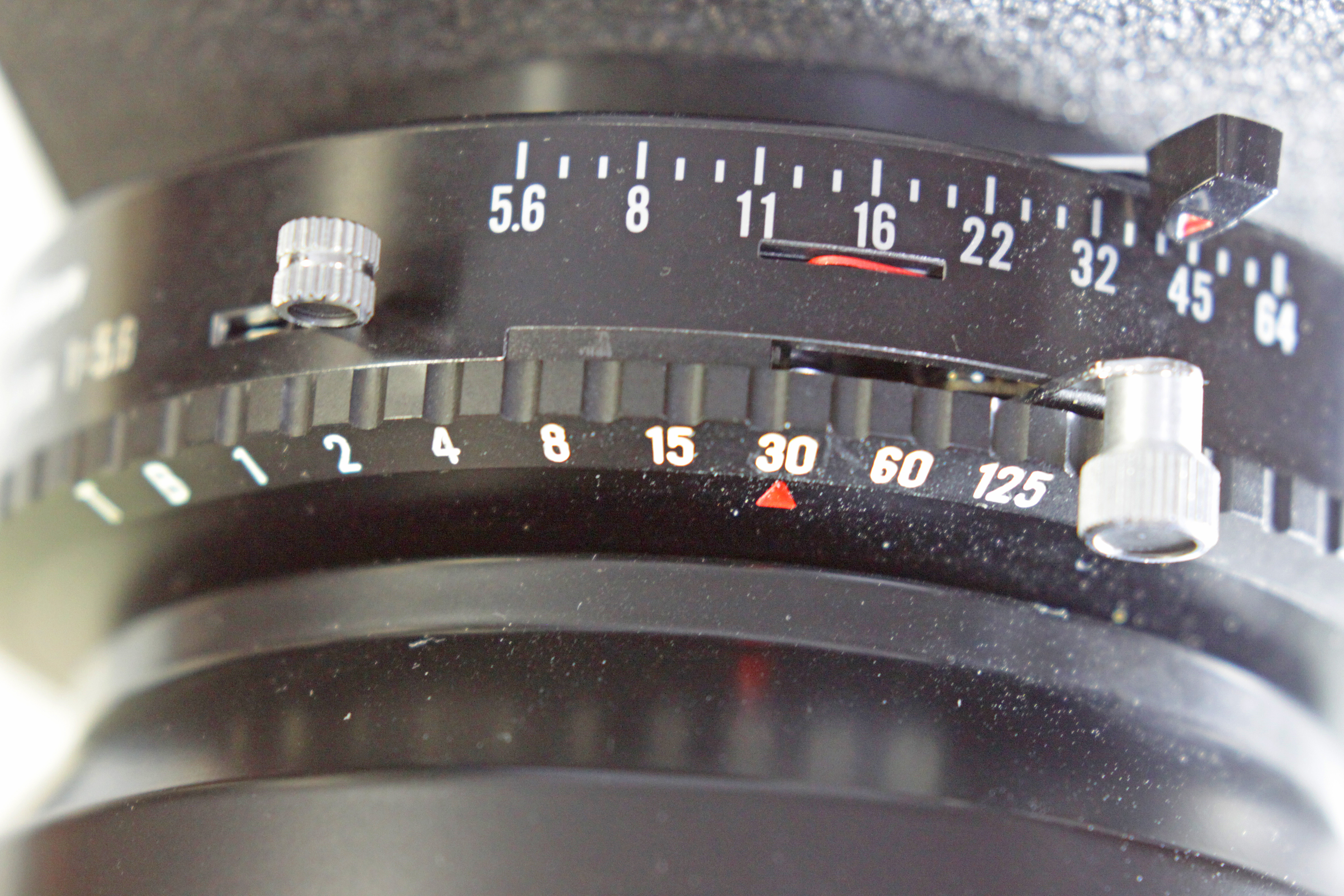 ニッコール W 300mmF5.6 （NIKKOR）、青い広い空が似合う！