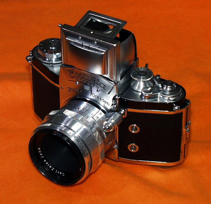 定番人気HOTIhagee Exa ドイツのカメラset - Film Tested フィルムカメラ
